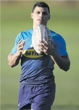  ?? Picture: Gallo Images ?? UNDER SCRUTINY. The spotlight will be on scrumhalf Embrose Papier in the Test against Scotland at Murrayfiel­d tonight.
