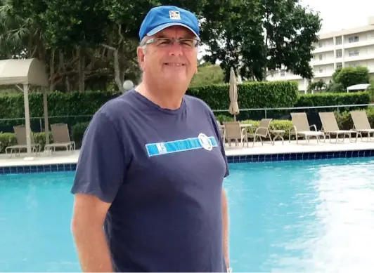  ??  ?? Richard Légaré, snowbird de 64 ans, ne compte pas allonger son séjour en Floride s’il perd sa couverture d’assurance-maladie.