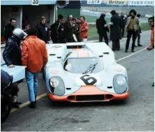  ??  ?? Below right: Brands Hatch 1971; 6: Derek Bell and Jo Siffert in Porsche Type 917 (third place overall); Derek Bell (in orange jacket), Pedro Rodriguez (with helmet) and Gordon Wingrove (dark blue jacket with Gulf emblem). Jo Siffert is at the wheel of the 917