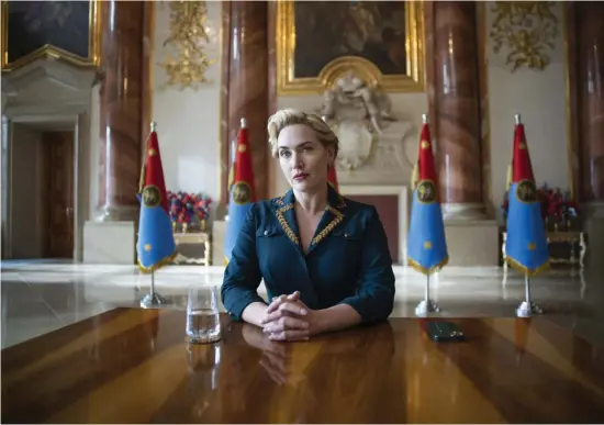  ?? BILDER: HBO MAX ?? Kate Winslet imponerar i rollen som den hispiga kanslern Elena Vernham i HBO:S nya serie ”The regime”.
