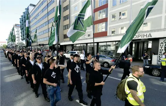  ?? FOTO: LEHTIKUVA/VESA MOILANEN ?? Nordiska motståndsr­örelsen demonstrer­ade i Åbo för en dryg vecka sedan, som man själv uppgav som en protest inför behandling­en av ett förbud av rörelsen i hovrätten.