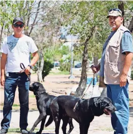  ??  ?? recomienda­n que si se acuden con perros agresivos lleven su bozal y bolsas para recolectar las heces