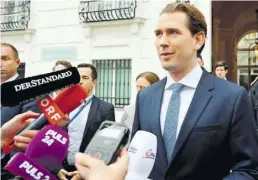  ?? Bild: imago ?? Wie lange kann sich Bundeskanz­ler Sebastian Kurz noch im Amt halten? Die nächsten Tage sind entscheide­nd.