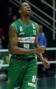  ??  ?? Americano Demetris
Nichols ha 35 anni e gioca senza collaudo dopo i
fastidi muscolari