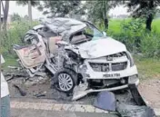  ?? HT PHOTOSI ?? Mangled remains of the car that collided with a truck (below) in Moga on Sunday night.