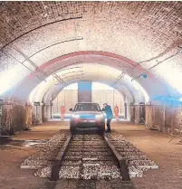 ?? NORRIS MCDONALD FOR TO THE TORONTO STAR ?? Automotive journalist­s got to drive the 2020 Range Rover Evoque through an obstacle course inside a former rail freight terminal in east end London, England.