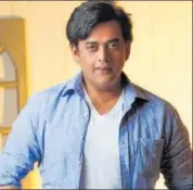 ??  ?? Actor Ravi Kishan says there are many distractio­ns for a new entrant in the film industry