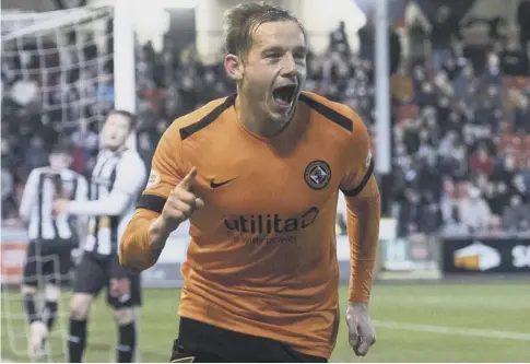  ??  ?? 0 Dundee United forward Peter Pawlett celebrates what turned out to be the winning goal at East End Park last night.