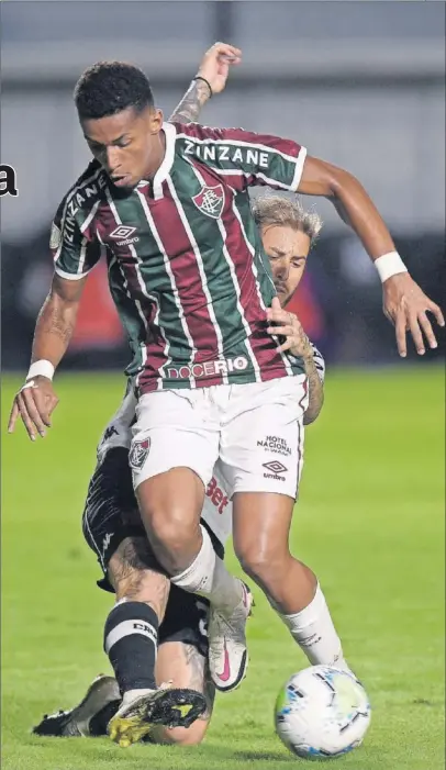  ??  ?? Marcos Paulo, con el Fluminense en un partido ante el Vasco da Gama el pasado diciembre.