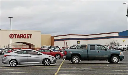  ?? TANIA BARRICKLO — DAILY FREEMAN FILE ?? Hudson Valley Mall, on Ulster Avenue in the town of Ulster, N.Y., can reopen as early as Friday, July 10, if it adheres to protocols announced by Gov. Andrew Cuomo on Wednesday, July 8.