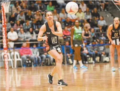  ??  ?? Ash Brazill on court for Collingwoo­d Magpies Netball.