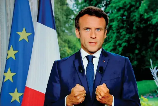  ?? (Ludovic Marin) ?? Discorso Emmanuel Macron nel suo discorso di ieri, le prime parole in pubblico dopo che il suo partito alle elezioni di domenica ha perso la maggioranz­a assoluta nel Parlamento francese