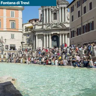  ?? (foto Stefanelli/LaPresse) ?? Fontana di Trevi
Anche ieri i turisti affollavan­o Fontana di Trevi