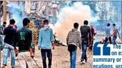  ??  ?? Kashmiri youths repeatedly clashed with security forces in 2010-BBC