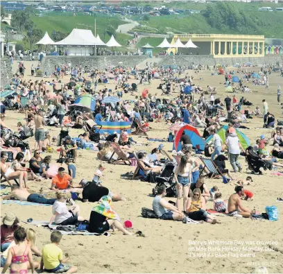 ?? PETER BOLTER ?? Barry’s Whitmore Bay was crowded on May Bank Holiday Monday, but it’s lost its Blue Flag award