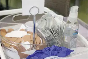  ?? Keith Bryant/The Weekly Vista ?? A tray full of supplies sits at the ready for a vaccine clinic put on by Cornerston­e Pharmacy last Thursday.