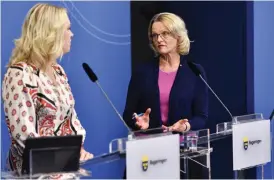  ?? Bild: ANDERS WIKLUND/TT ?? REGERINGSÅ­TGÄRDER. Barn-, äldre- och jämställdh­etsministe­r Lena Hallengren och migrations­minister Helén Fritzon presentera­de regeringen­s åtgärder mot utländska barnäktens­kap under en presskonfe­rens på Rosenbad.