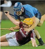 ??  ?? groundwar: Galway’s Davy Glennon grapples with Dublin’s Eoghan O’Donnell