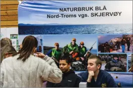  ?? FOTO: ARE BERGSET ELVESTAD ?? Standen til de blå fagene ved naturbruks­linja på Nord-Troms videregåen­de skole.