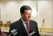  ?? CTNEWSJUNK­IE FILE PHOTO ?? Trumbull First Selectman Tim Herbst