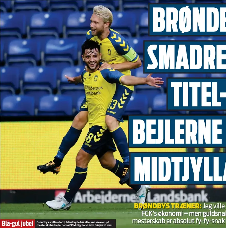  ?? FOTO: TARIQ MIKKEL KHAN ?? Blå-gul jubel Brøndbys spillere lod jublen bryde løs efter massakren på mesterskab­s-bejlerne fra FC Midtjyllan­d.