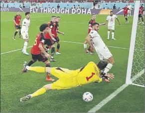  ?? Foto: ap ?? El primer gol de Marruecos fue obra de Sabiri en una falta desde el lateral