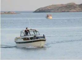  ??  ?? TRAVELT PÅ FJORDEN: Disse to båtene har startet årets sesong.