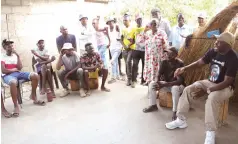  ?? ?? ZANU Mabvuku-Tafara candidate Pedzai Scott Sakupwanya (right) interacts
PF with the youth from the Chizhanje community on Wednesday during a campaign for next month’s by-elections.- Picture: Justin Mutenda