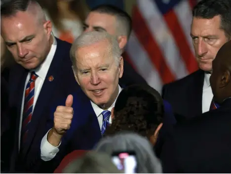  ?? /GETTY IMAGES ?? El presidente Biden hace campaña en el Congreso en busca de recursos para el Seguro Social.
