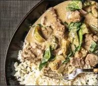  ?? (For The Washington Post/Laura Chase de Formigny) ?? Green Curry With Beef and Thai Eggplant