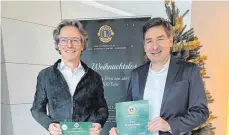  ?? FOTO: LIONS CLUB AALEN ?? Das Bild zeigt von links nach rechts Joachim Vogel und Präsident Mattias Böhm vom Lions Club Aalen.