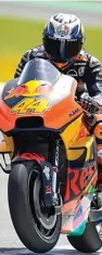  ?? MOTOGP ?? OPTIMISTIS: Pembalap KTM Pol Espargaro beraksi pada tes privat di Sirkuit Jerez kemarin.