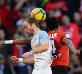  ?? (Photo AFP) ?? Grâce au coup de boule salvateur signé Valère Germain, Marseille arrache un point à Rennes.