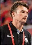  ?? Foto: Monika Skolimowsk­a, dpa ?? Trotz des enttäusche­nden Abschneide­ns bei der EM darf Christian Prokop als Handball Bundestrai­ner weitermach­en.