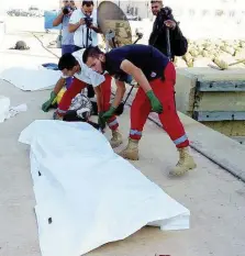  ?? Ansa ?? In porto Corpi senza vita recuperati dalla Guardia costiera libica
