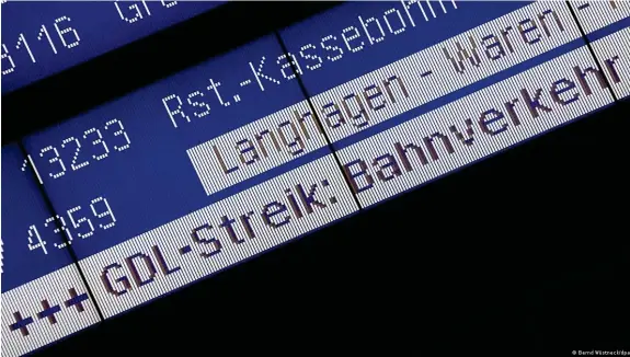  ?? ?? Das ist erstmal vorbei: Nach der Einigung zwischen GDL und Bahn sind weitere Streiks abgewendet
Bild: Bernd Wüstneck/dpa