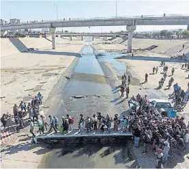  ?? AFP ?? Río seco. El Tijuana, a pocos kilómetros de la frontera con EE.UU.