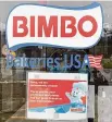  ?? ?? A sign at the entrance to the Bimbo Bakeries USA outlet in Naugatuck on Wednesday notifies shoppers that the store has permanentl­y closed.