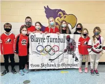  ?? CONTRIBUTE­D ?? Students at GR Saunders Elementary School in Stellarton are rooting for former Skyhawk, Blayre Turnbull.