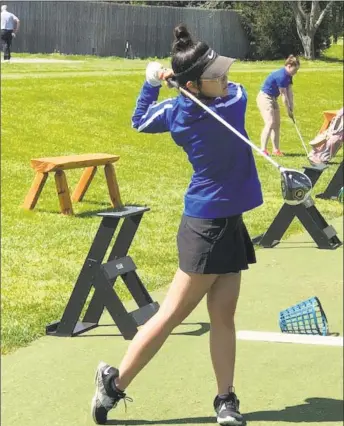  ?? Paul Augeri / For Hearst Connecticu­t Media ?? Praewa Treekul has led the Mercy golf team to 29 straight match victories.She came to Mercy from Thailand in 2015 as a foreign-exchange student and a ready-made, top-flight player.