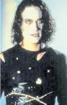  ?? ?? Brandon Lee.
Falleció en 1993.