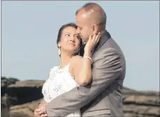  ?? PICTURE: NAES AND DIVI PHOTOGRAPH­Y ?? Riyad Oomar and Sarisha Baichan were married at Sheffield Beach in Ballito.