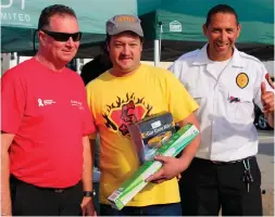  ??  ?? George Fire Department won the potjiekos competitio­n. From left are George Fire Chief Neels Barnard, André Nelson and Assistant Fire Chief of Overstrand, Angelo Aplon.