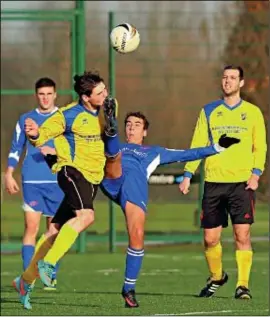  ?? PHOTO: MARC MORRIS ?? Lions’ Jesse Alexander goes in hard against Boca’s Dovi Vogel in a 4-1 win