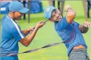  ?? PTI ?? ▪ Delhi’s Rishabh Pant (right) and Mumbai’s Prthivi Shaw will be the youngsters to watch out for in Ranji Trophy quarterfin­als.