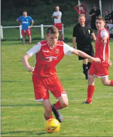  ?? 20_c39pupils0­4 ?? Scott Souden, photograph­ed in action last year, scored the Pupils’ only goal on Saturday.