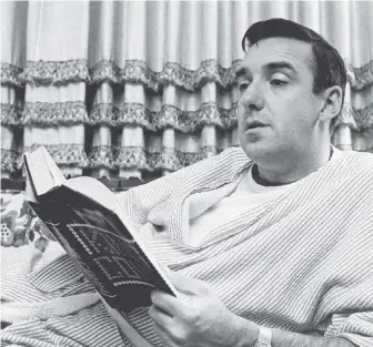  ??  ?? Singer and actor Jim Nabors, best known for his role as Gomer Pyle on The Andy Griffith Show, relaxes at his California home in 1967. Nabors died at his home in Honolulu on Thursday, with husband Stan Cadwallade­r at his side. He was 87.