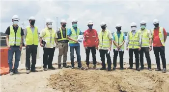  ?? ?? Aidel (fifth left) with the project officials during the site visit.