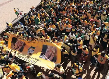  ?? PICTURE: DUMISANI SIBEKO ?? LED ASTRAY: The masses of supporters who turned out at FNB Stadium in Nasrec ahead of the local government elections deserve better leadership than they’re getting, says the writer.