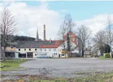  ?? FOTO: BETTINA BUHL ?? Die Musikkapel­le Simmerberg richtet vom 10. bis 13. Mai das 56. Bezirksmus­ikfest aus. Das Zelt steht nahe der Brauerei.